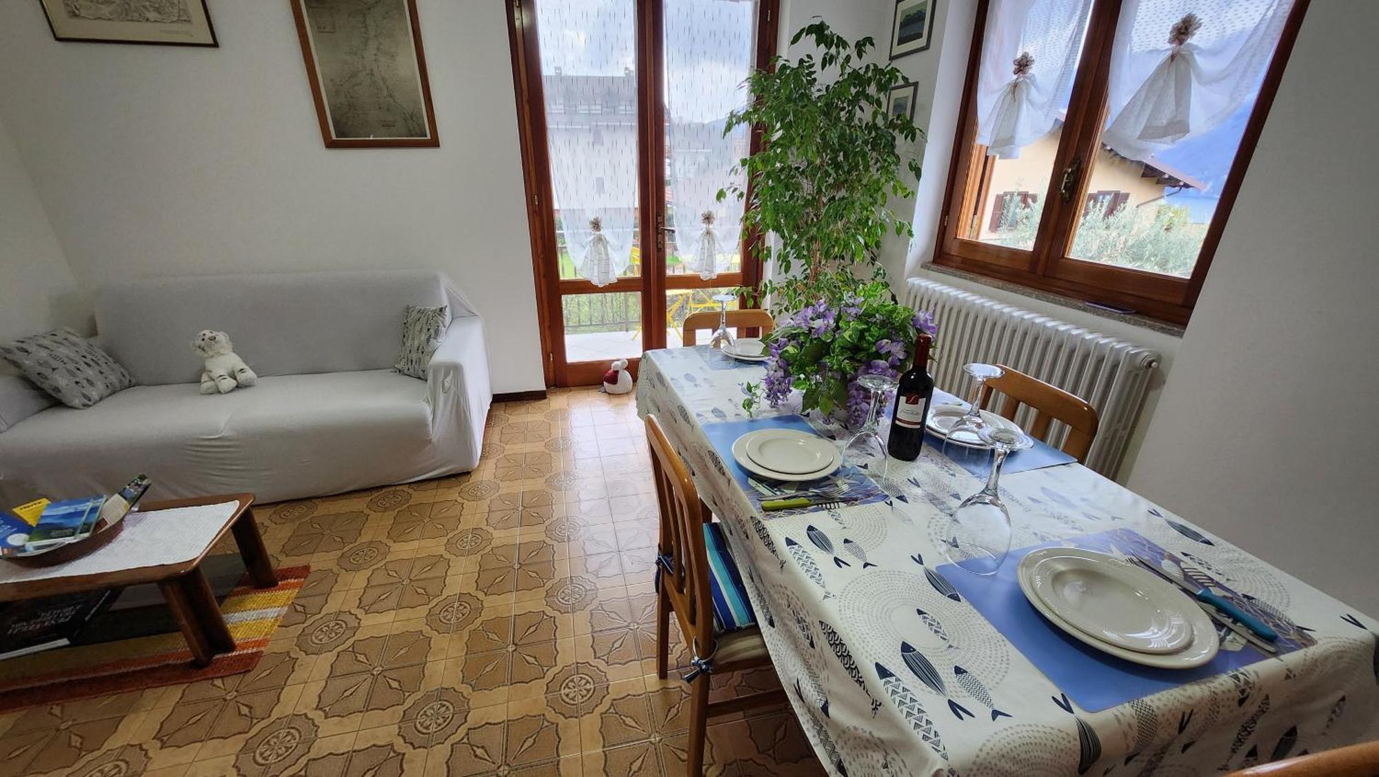 Apartment L'Ulivo Lake View Private Road 5 Kilometers From Varenna Lierna Luaran gambar