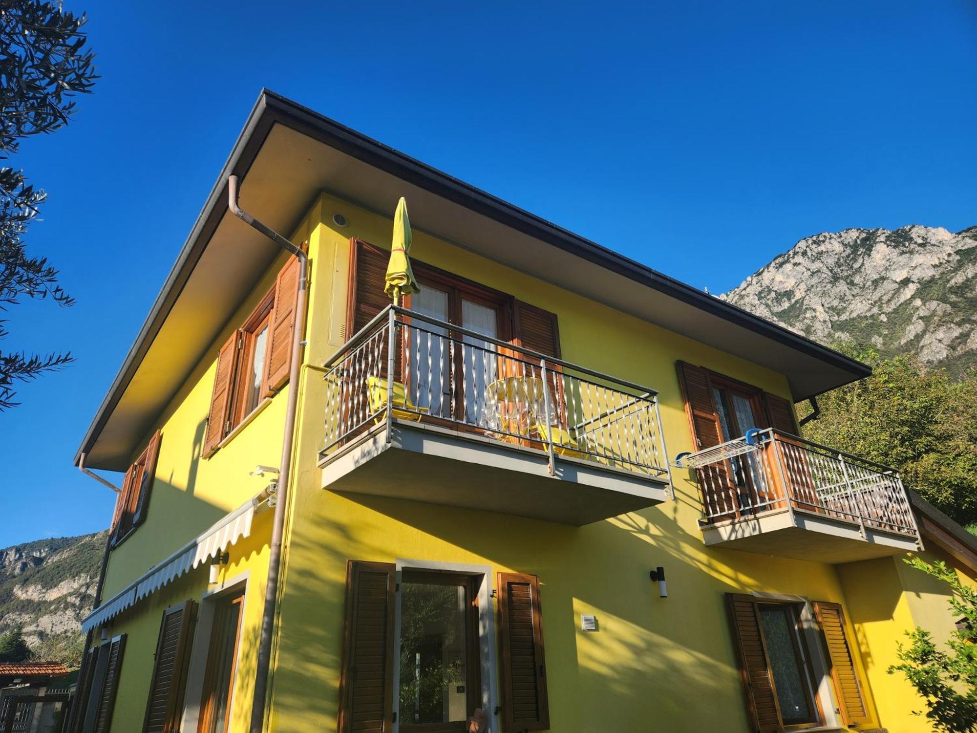 Apartment L'Ulivo Lake View Private Road 5 Kilometers From Varenna Lierna Luaran gambar