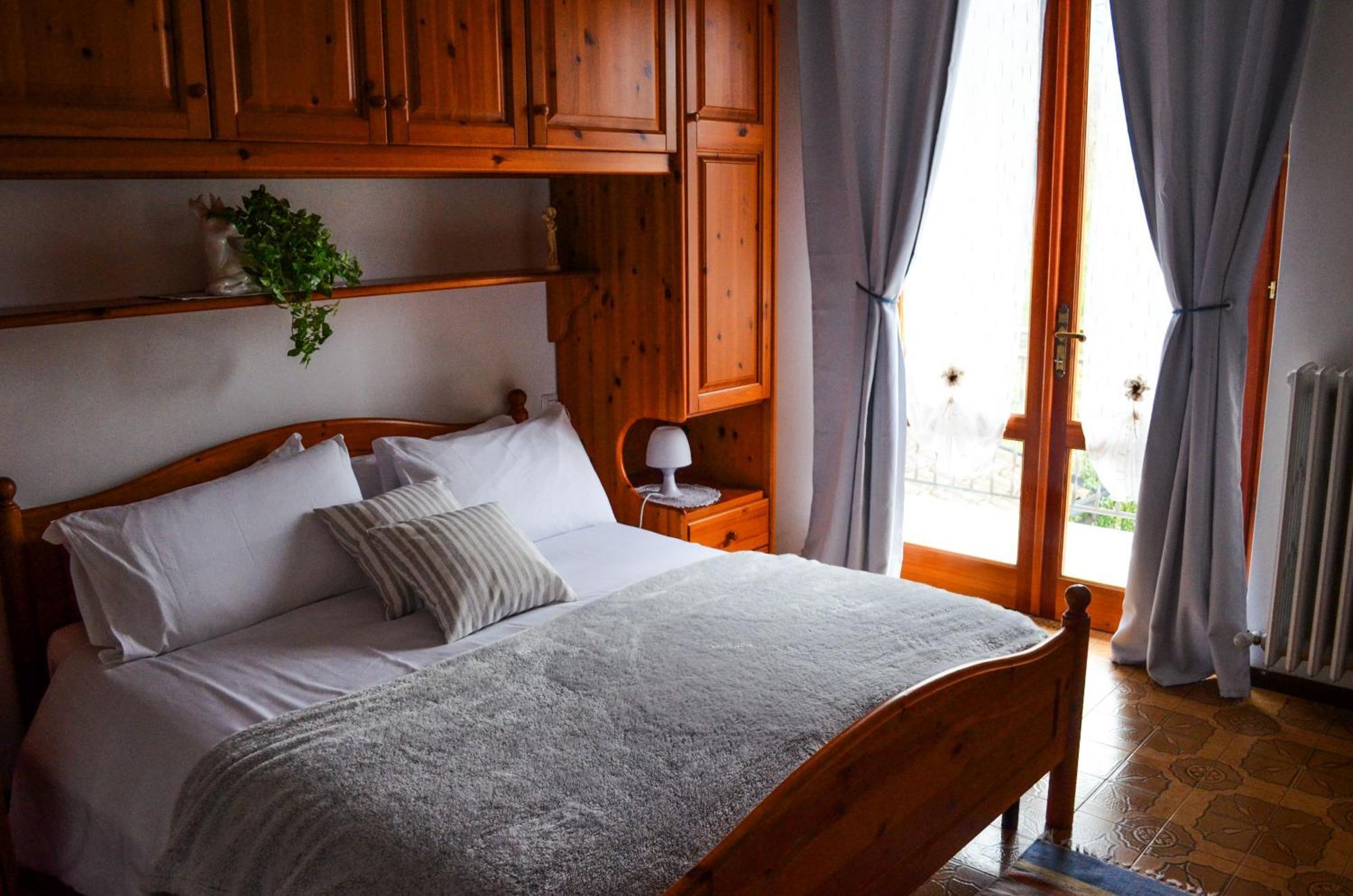 Apartment L'Ulivo Lake View Private Road 5 Kilometers From Varenna Lierna Luaran gambar